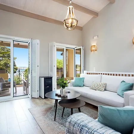 بيت للعطل Bay View House